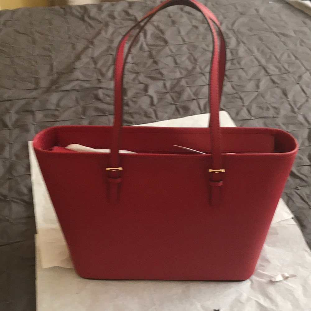 Michael Kors Jet Set Large Tote - Picture 4 of 6